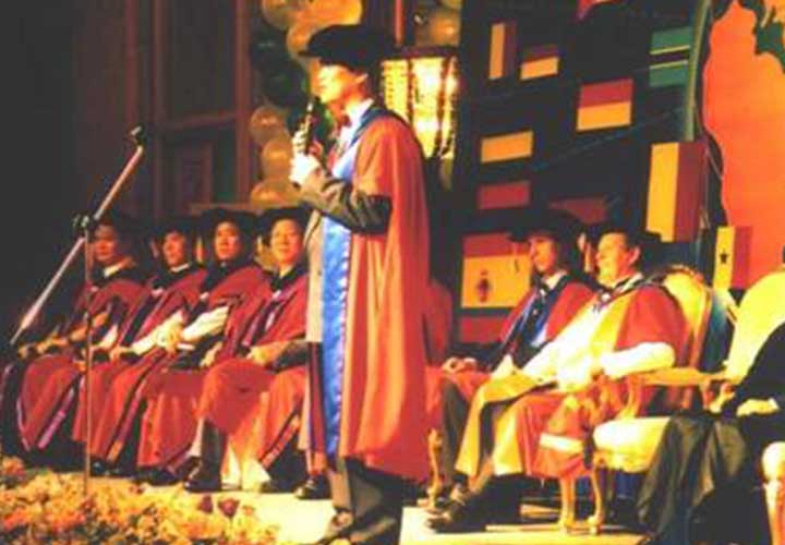 Bircham University 2000 Taiwan Kaohsiung Graduation Bircham University 2000 Taiwan Kaohsiung Graduation