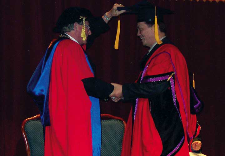 Bircham University 2004 Taiwan Kaohsiung Graduation Bircham University 2004 Taiwan Kaohsiung Graduation