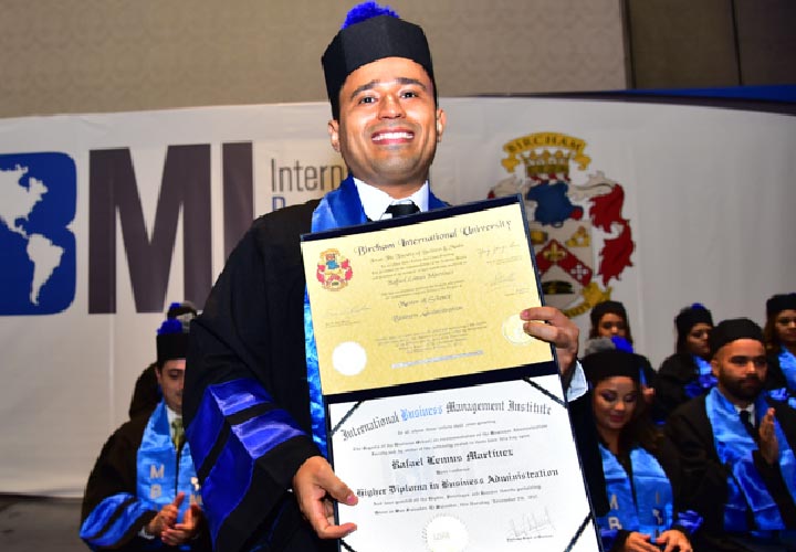 Bircham University 2017 El Salvador IBMI Graduation Bircham University 2017 El Salvador IBMI Graduation