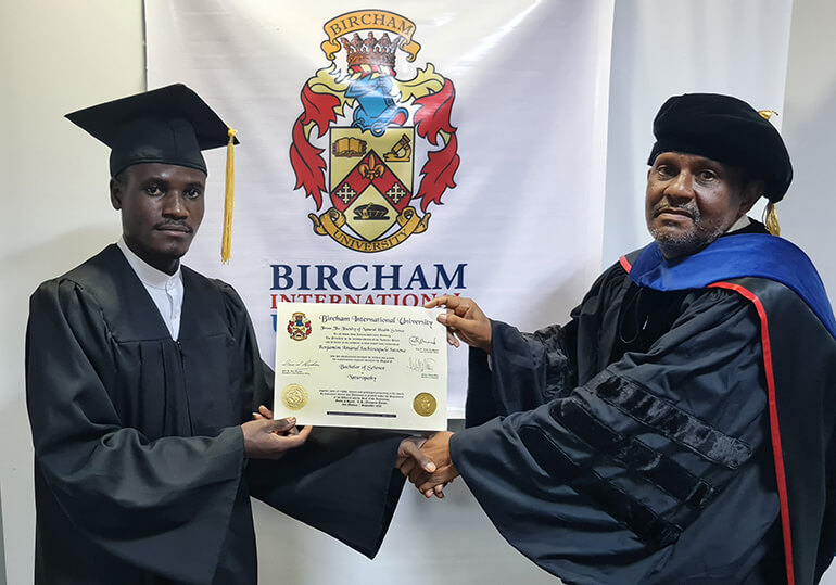 Benjamim Amaral Sachissoquele Sassova Benjamim Amaral Sachissoquele Sassova