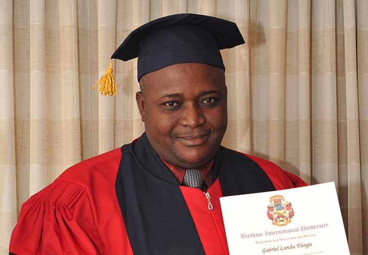 Gabriel Landu Vangu Gabriel Landu Vangu