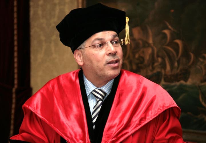 Tahseen Wasfi Abuzanouna Tahseen Wasfi Abuzanouna